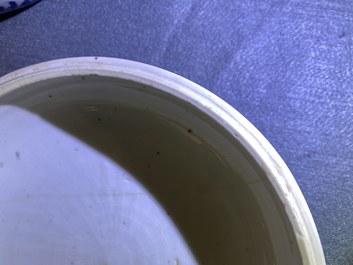 A Chinese blue and white box and cover, Kangxi